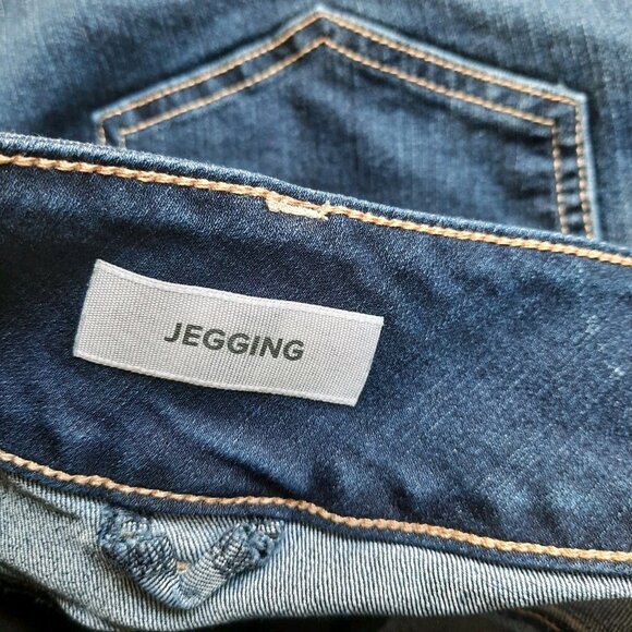 Torrid Jeans Womens 26 Skinny Jegging High Rise Super Soft Dark Wash‎ Denim - Picture 7 of 11